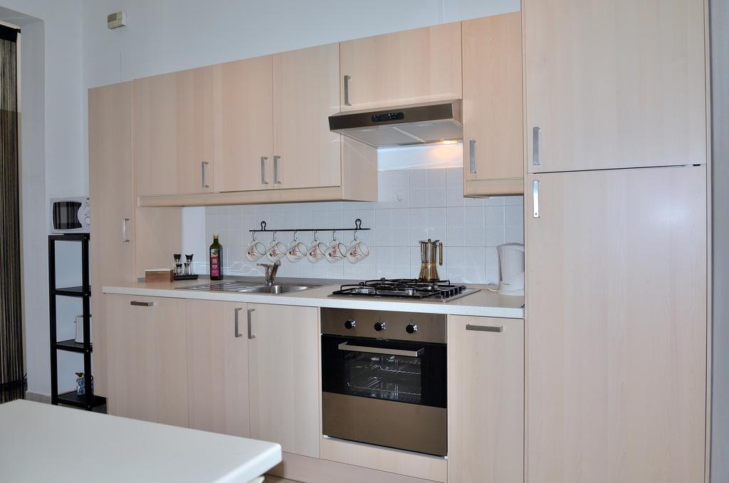 The Sweet Lake Nest Apartment Colonno Екстериор снимка